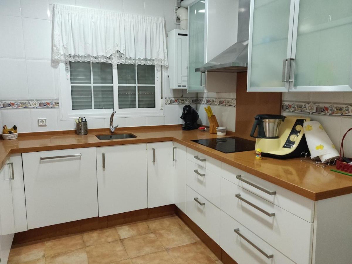 Chalet Los Pinos Con Piscina Privada Novo Sancti Petri Kültér fotó