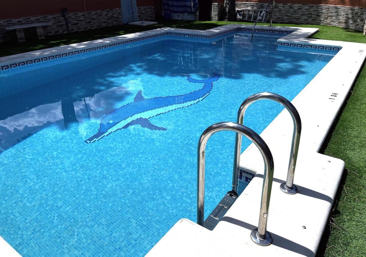 Chalet Los Pinos Con Piscina Privada Novo Sancti Petri Kültér fotó
