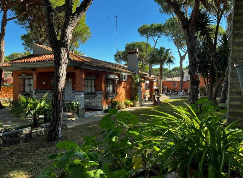 Chalet Los Pinos Con Piscina Privada Novo Sancti Petri Kültér fotó